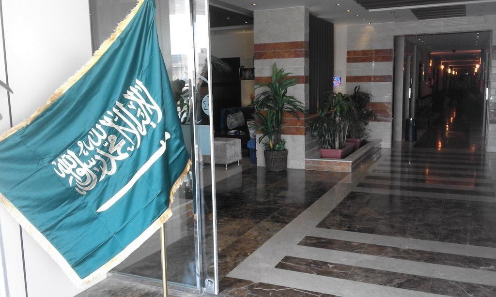 Al Bustan Crown Hotel 2 Арар Екстер'єр фото